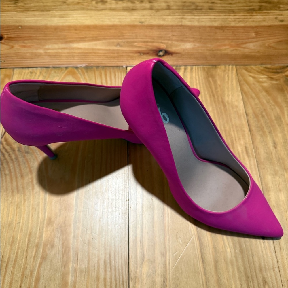 Elegant Pink Women's Heels